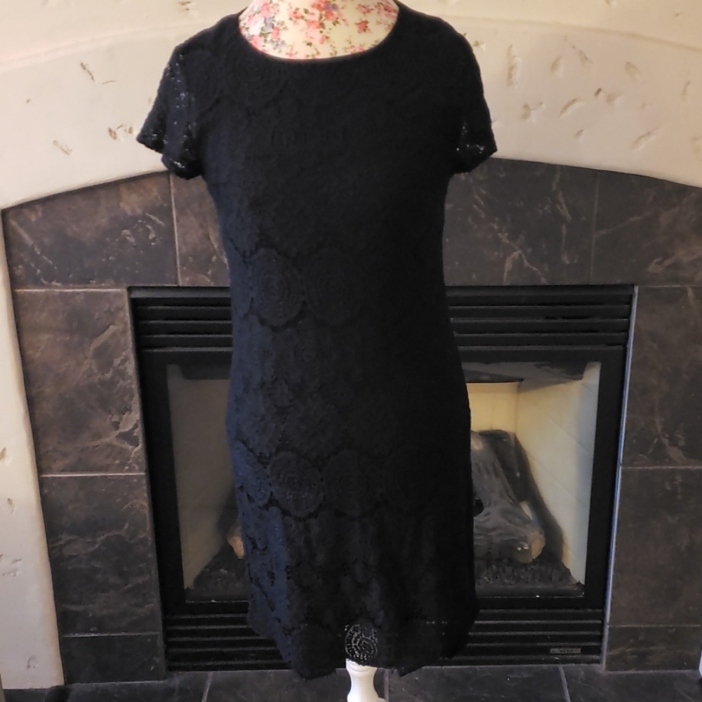 Laundry by Shelli Segal dress